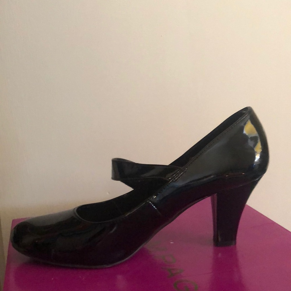 Mary Jane style pleather heel